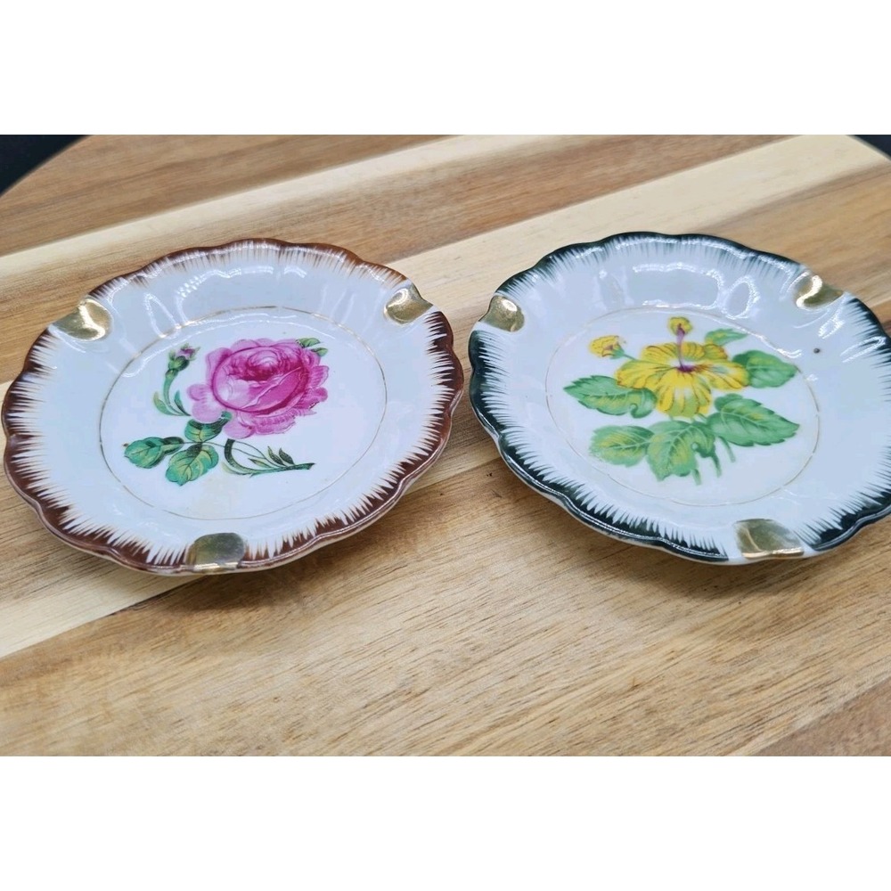 Vintage Miniature Ceramic Ashtrays (Set of 2) w/Gold Edging Flowers From Japan